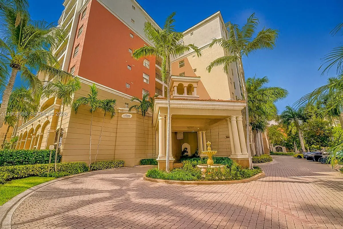 Building Photo - 17150 N Bay Rd #2122
