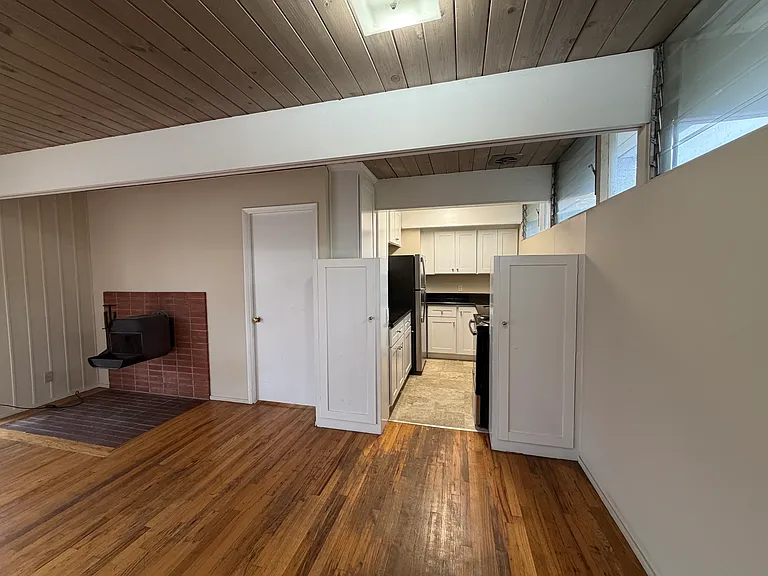 827 College Ave #827 — Photo 5