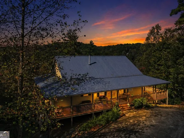 136 Ross Rd, Mineral Bluff, GA 30559