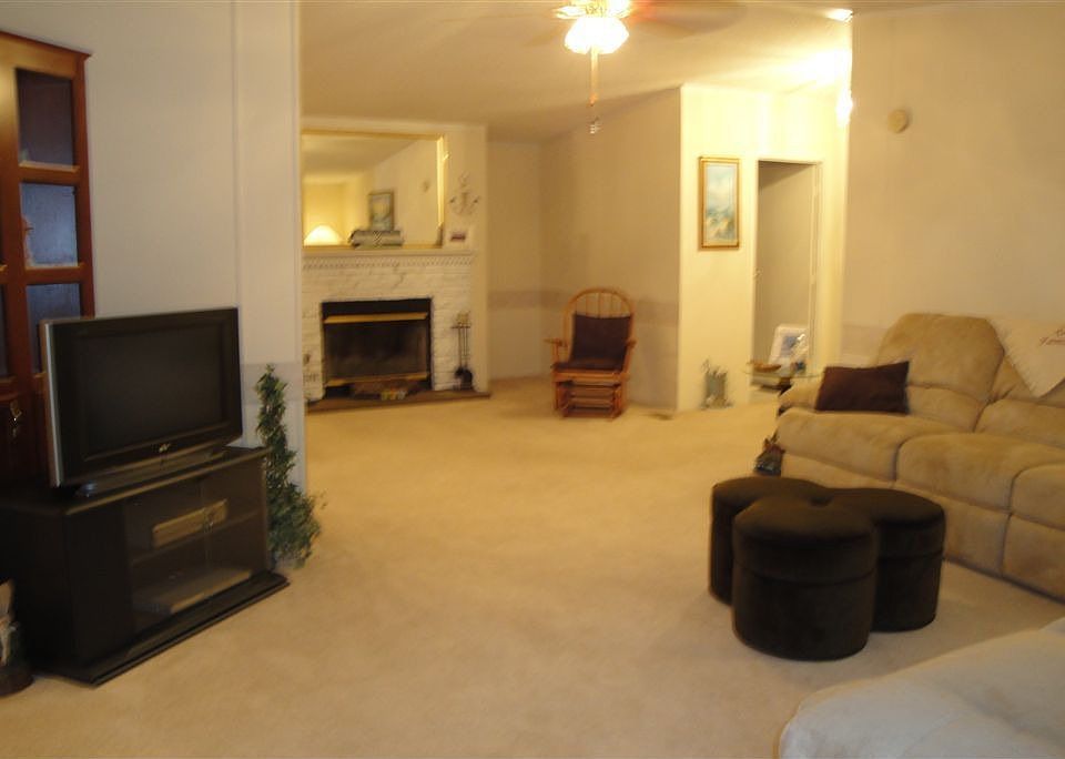 1st image of 37626 W Shady Dr