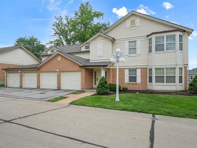 10919 Village Grove Dr APT C, Saint Louis, MO, 63123