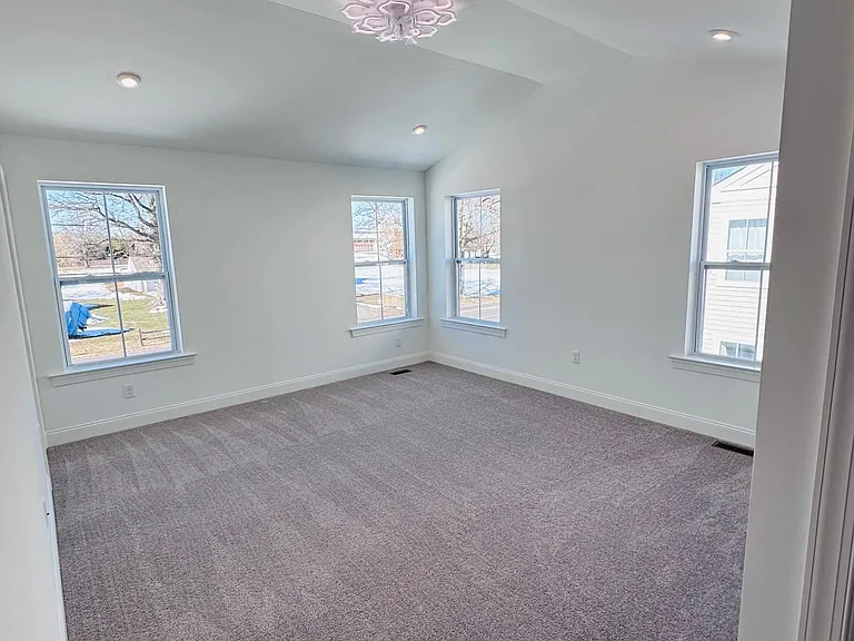 66 Ironwood Dr — Photo 5