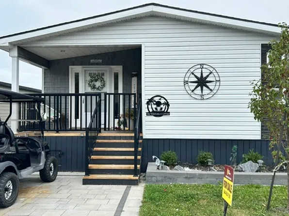 490 Empire Rd #Qmd256, Pt Colborne, ON L0S 1R0