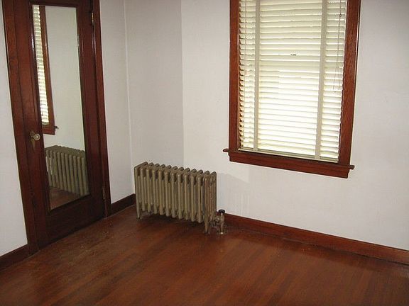 4th image of 6 Bellevue Ave