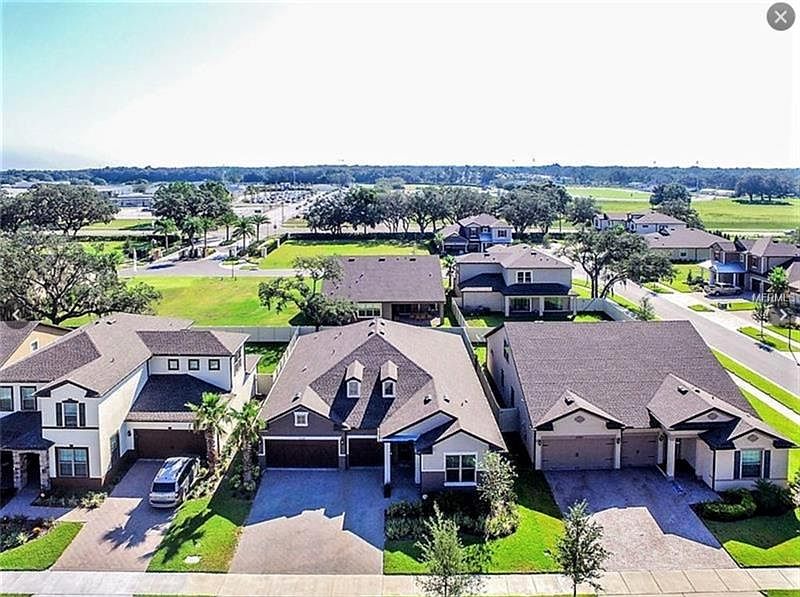 1st image of 10305 Scarlet Chase Dr
