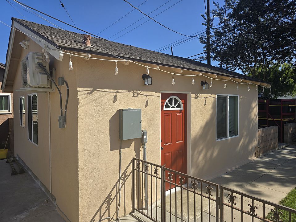 1st image of 10012 Faywood St #1/2