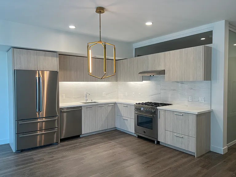188 W Saint James St #10607 — Photo 1