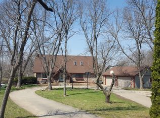 1367 E 2076th Rd, Eudora, KS 66025