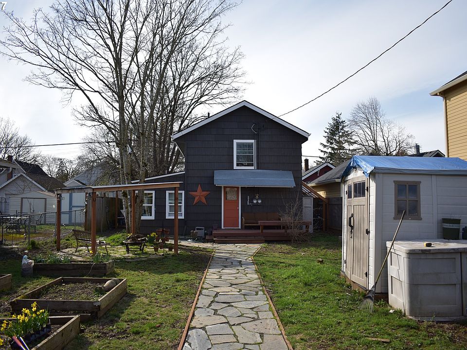 2nd image of 4315 SE 65th Ave