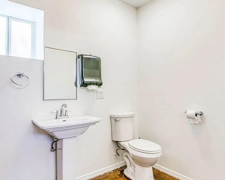 2909 Copper Ave — Photo 64