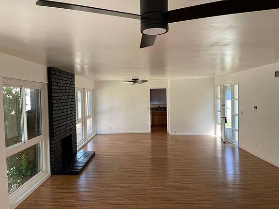 3rd image of 22929 Covello St