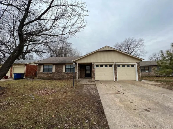 1814 S 119th Pl E, Tulsa, OK 74128