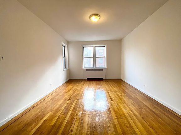 3rd image of 288 W 238th St APT 5C