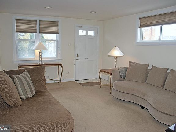 3rd image of 858 Fairfax Rd