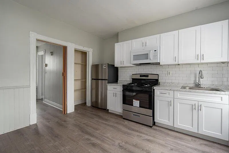 1 bed, 1.0 bath, 500 sqft, $1,100 — Photo 3