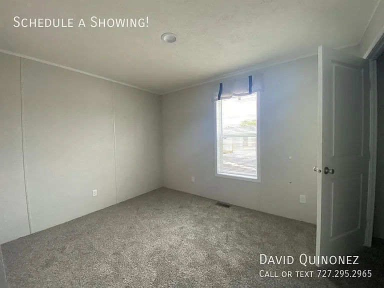 112 Murray Dr — Photo 10