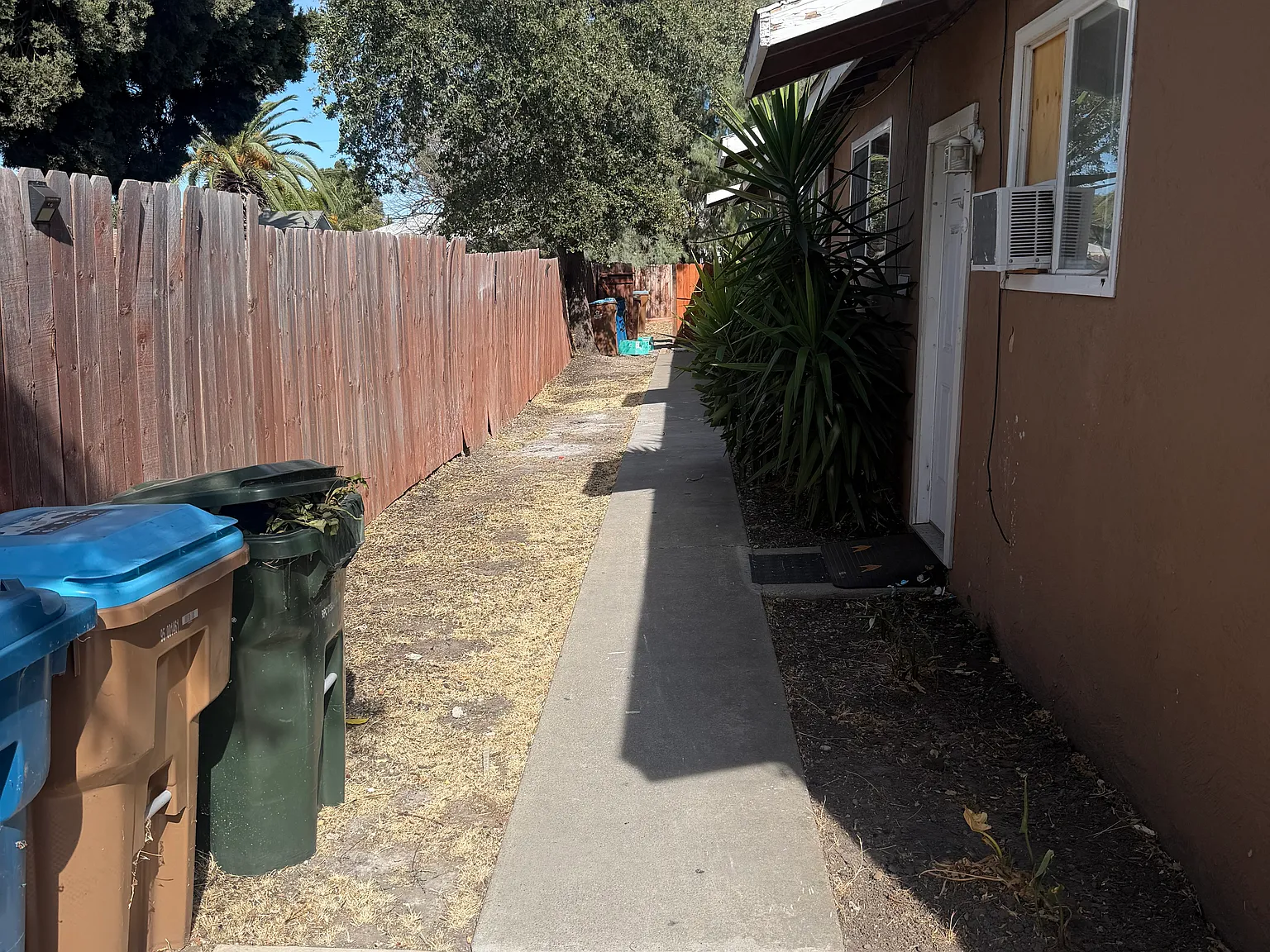 2 bed, 800 sqft, $2,550 — Photo 2