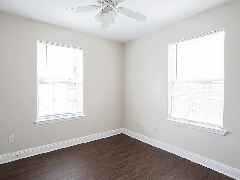 3569 Chatelaine Dr — Photo 26