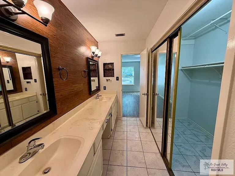 2101 El Dorado Ave — Photo 6