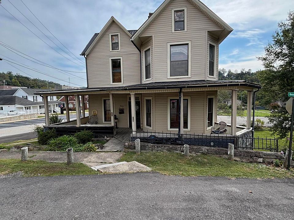 1st image of 506 Broadway St