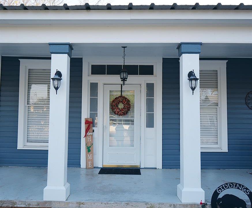 1st image of 290 E Richmond St