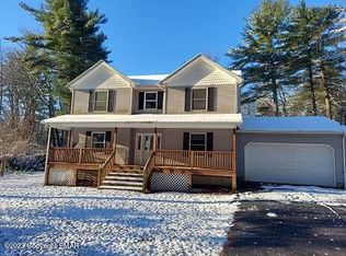 104 Horgan Ct, Dingmans Ferry, PA 18328