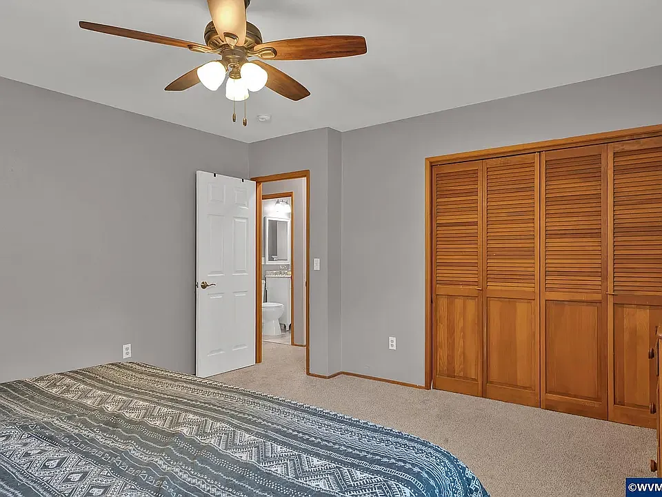 6 bed, 2594 sqft, $1,300 — Photo 2
