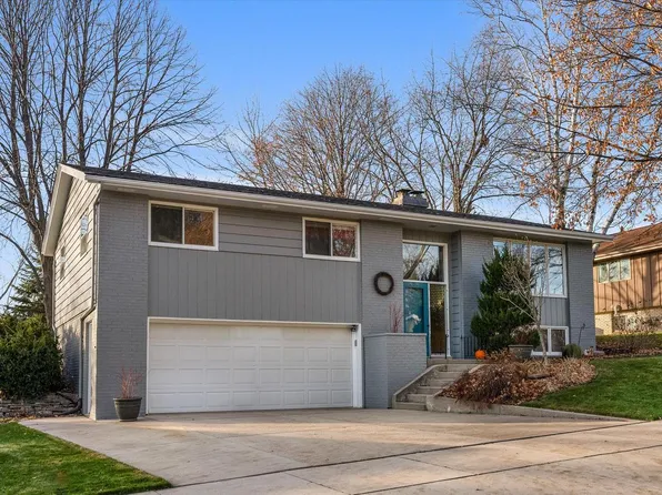 509 Summit DRIVE, Port Washington, WI 53074
