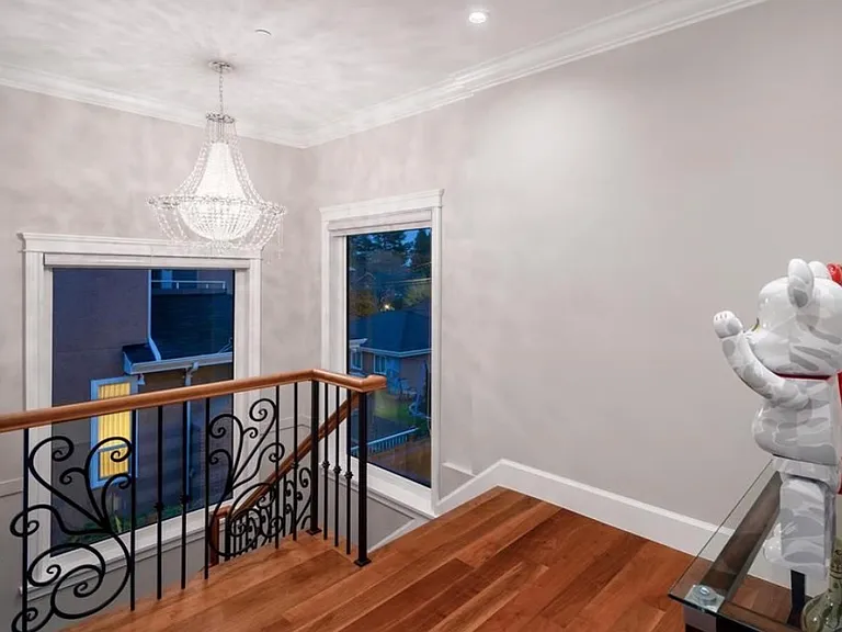 1332 W 51st Ave — Photo 3