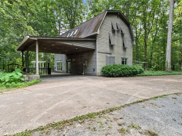 7900 Rainey Ln, Cottondale, AL 35453
