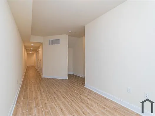 4 bed, 1825 sqft, $2,200 — Photo 4