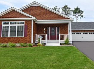 432 S Shore Village Blvd UNIT D11, South Kingstown, RI 02879