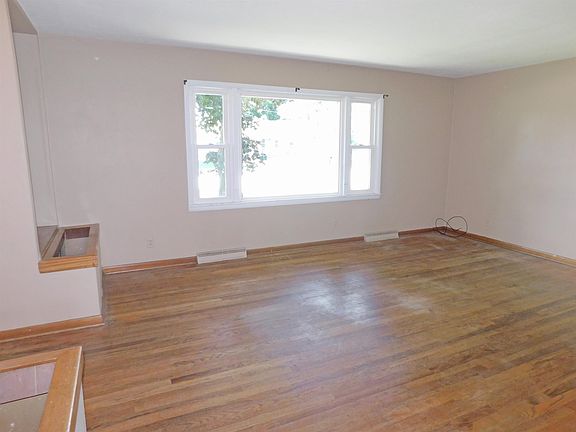 5th image of 519 Ravine St