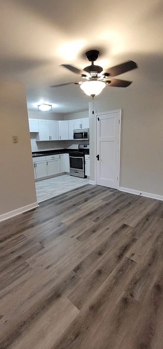 1 bed, 700 sqft, $995 — Photo 1