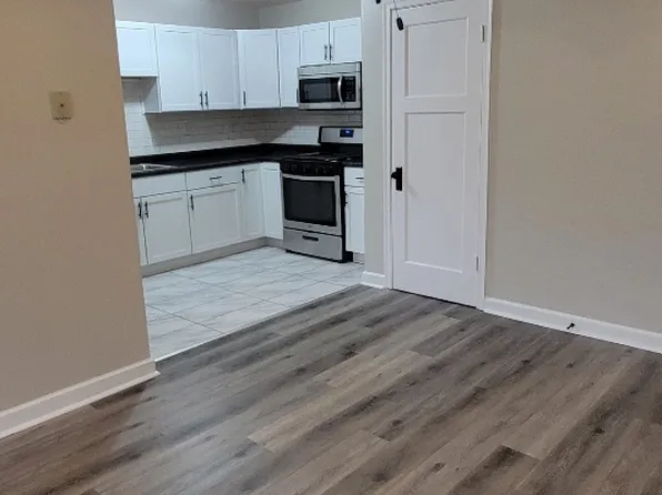 4932 S Packard Ave APT 10, Cudahy, WI 53110