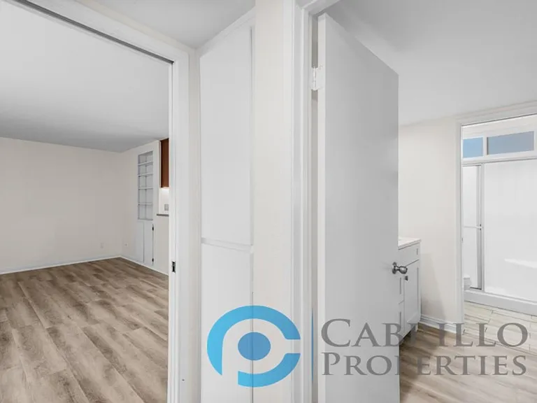 4239 Cleveland Ave #6 — Photo 11