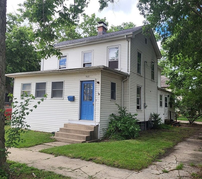 1st image of 900 W Jackson St