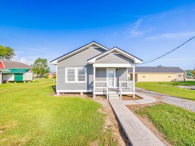 108 W 26th St, Larose, LA, 70373
