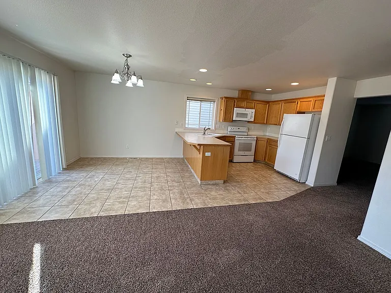 4903 Porlier Ln — Photo 17