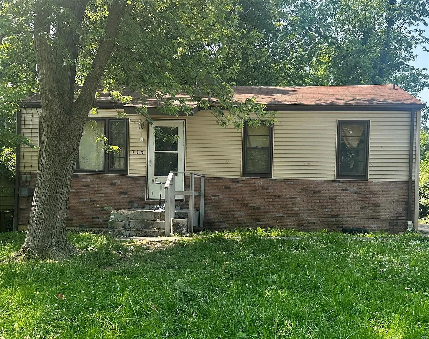 330 Fork Dr photo 1