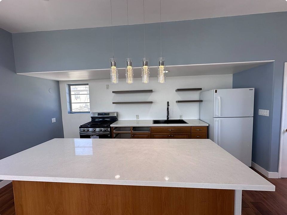 1st image of 37 Dudley Ave
