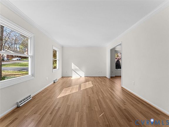 4th image of 1905 Sorrento Pl