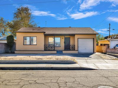 214 W Kettering St, Lancaster, CA, 93534
