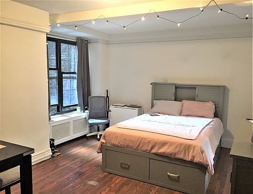 1st image of 50 W 72nd St APT 406