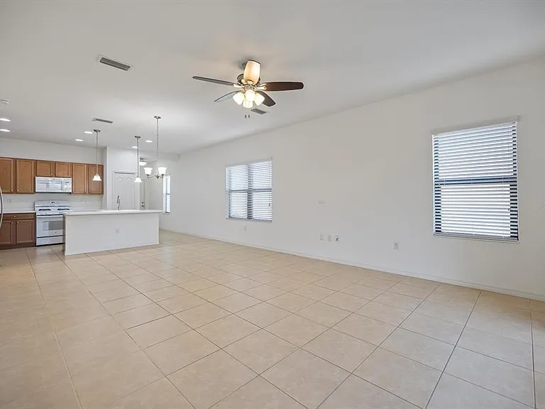 229 Livorno Way — Photo 7