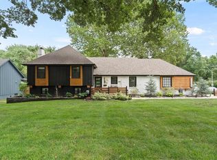 11703 Wornall Rd, Kansas City, MO 64114