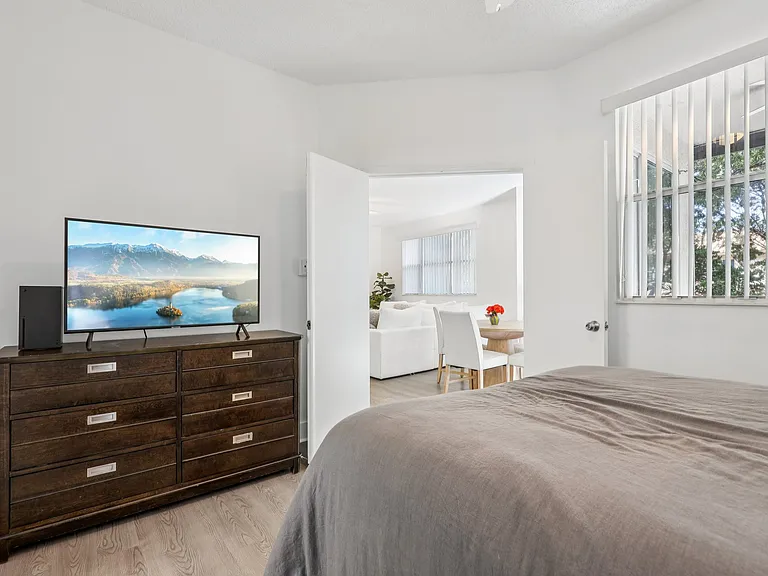 Windsor Castle Townhome Community — Photo 74
