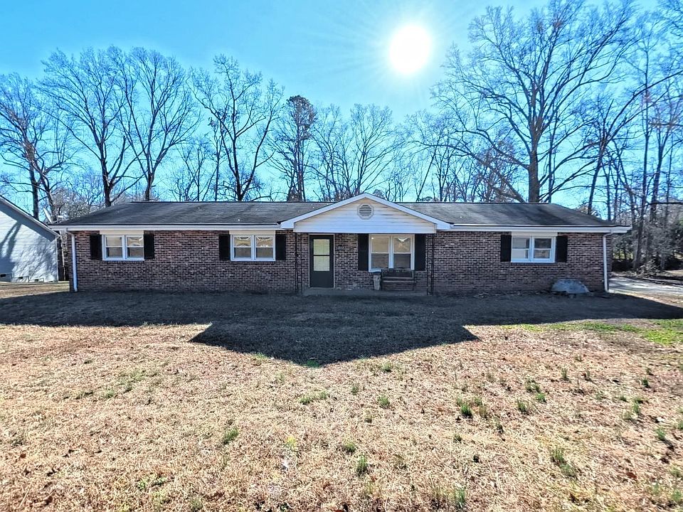 1st image of 1202 Brookwood Dr