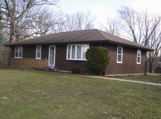 2829 W Grandmore Ave, Waukegan, IL 60085