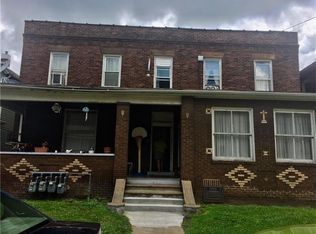 212 Park Ave, Ellwood City, PA 16117